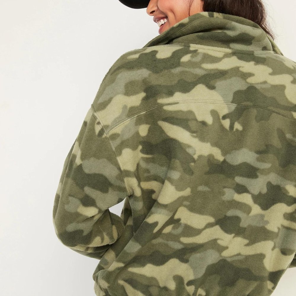 Old NavyLoose  Micro Performance Fleece Sweatshirt - Picture 3 of 6